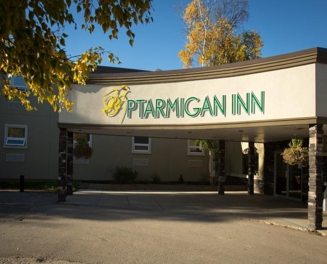 Ptarmigan Inn Hay River Esterno foto