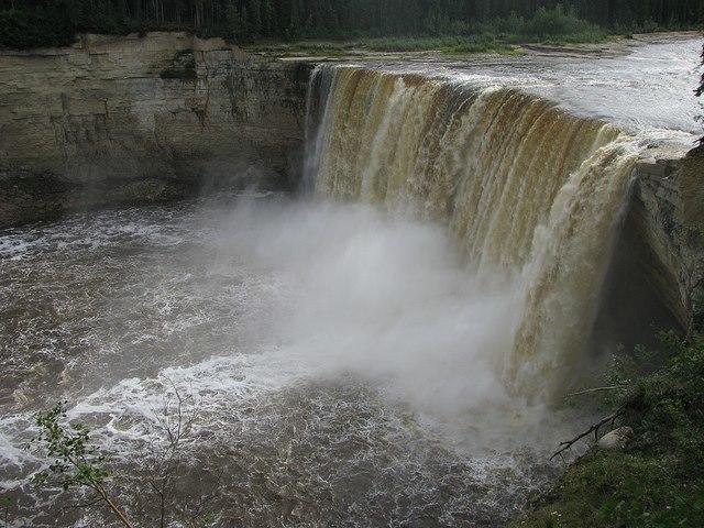 Ptarmigan Inn Hay River Esterno foto